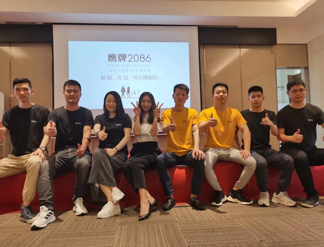 经销商的坚守，有着来自鹰牌2086的强力后盾