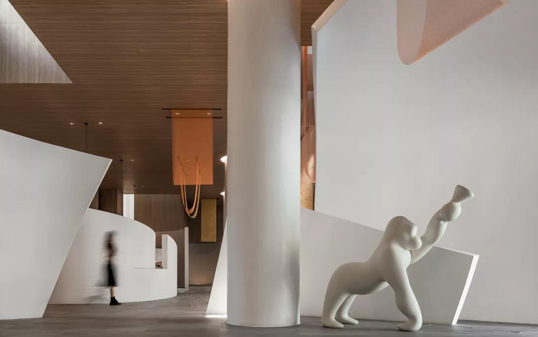 鹰牌2086×正方良行·徐庆良｜纯粹极简，构筑非凡气质！