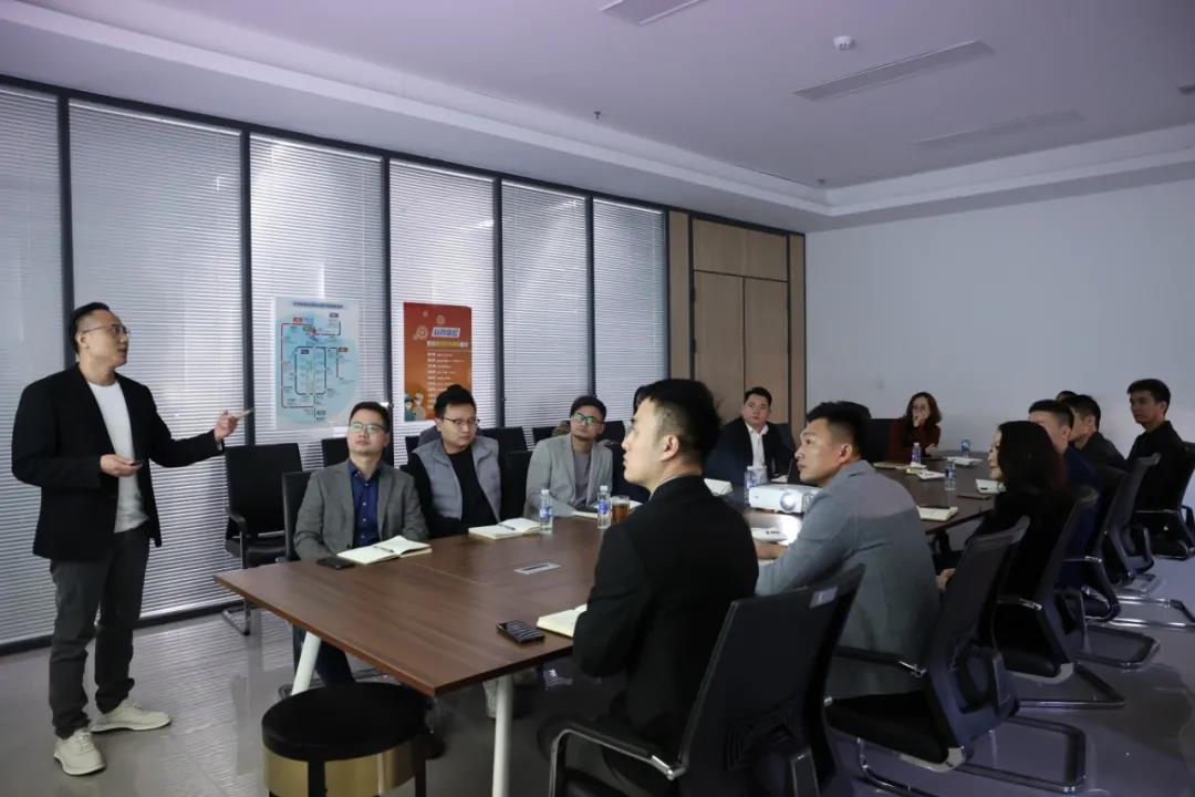 鹰牌2086新赛道高速发展，新店态即将呈现！