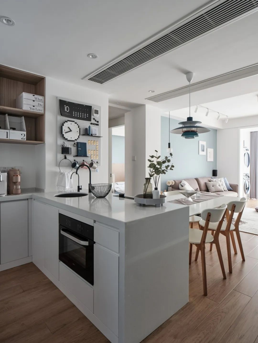 蓝色的小空间 蕴藏着大世界 | WYDF2021金奖鉴赏(图8)