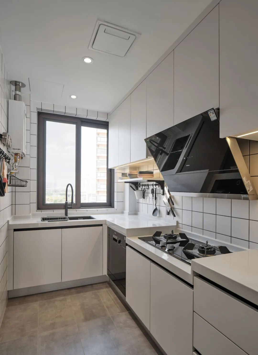 蓝色的小空间 蕴藏着大世界 | WYDF2021金奖鉴赏(图13)