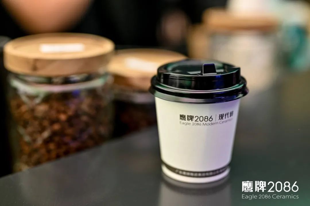 院藏东方·意趣棋间｜鹰牌2086携「玩家级·水墨京砖」亮相2024广州设计周(图24)