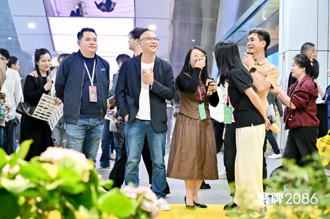 院藏东方·意趣棋间｜鹰牌2086携「玩家级·水墨京砖」亮相2024广州设计周(图12)