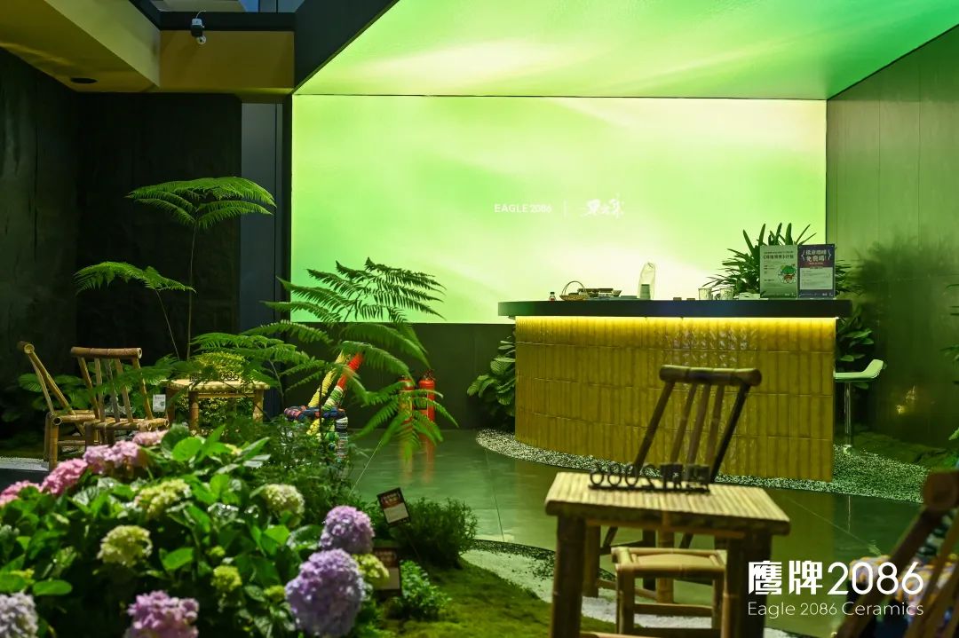 院藏东方·意趣棋间｜鹰牌2086携「玩家级·水墨京砖」亮相2024广州设计周(图27)